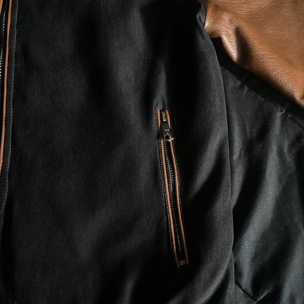 LEATHER JACKET - Picture 4 of 4